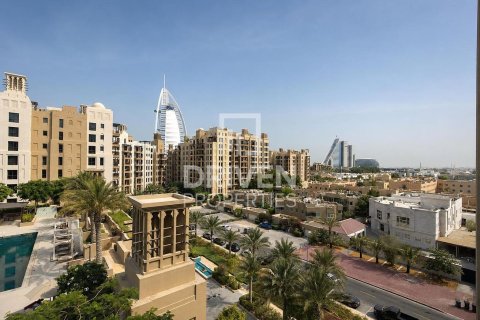 Apartamento en Umm Suqeim 3, Umm Suqeim, Dubai, 4 dormitorios, 273.41 m², № 126171 - foto 23
