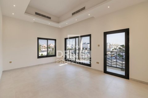 Villa in Umm Suqeim 3, Umm Suqeim, Dubai 5 bedrooms, 743 sq.m. № 19218 - photo 10