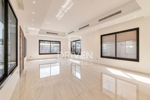 Villa in Umm Suqeim 3, Umm Suqeim, Dubai 5 bedrooms, 743 sq.m. № 19218 - photo 22