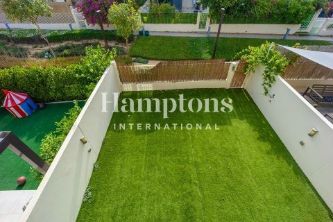 Villa à Maple 2, Dubai Hills Estate, Dubai, 3 chambres, 210.239 m², № 102362