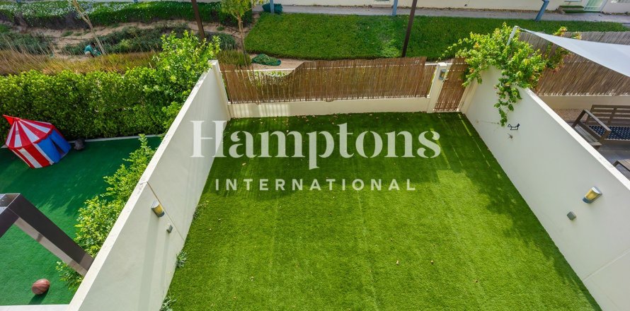 Villa in Maple 2, Dubai Hills Estate, Dubai 3 bedrooms, 210.239 sq.m. № 102362