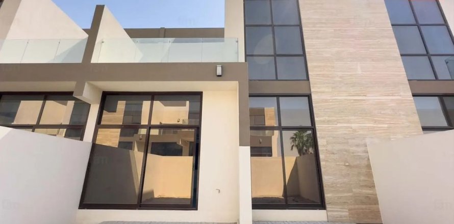 Townhouse in Dubai 4 bedrooms, 187.2 sq.m. № 95501