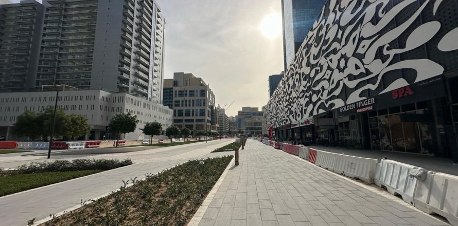 Magasin à Business Bay, Dubai, 228.4 m², № 95498