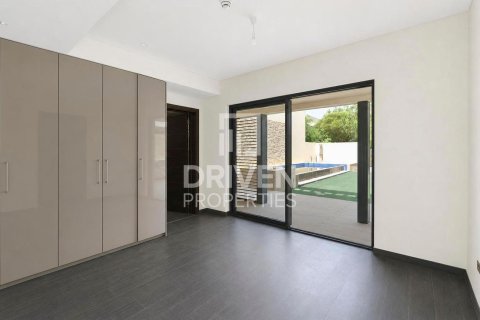 Villa in Sobha Hartland, Mohammed Bin Rashid City, Dubai 4 bedrooms, 559.09 sq.m. № 128097 - photo 4