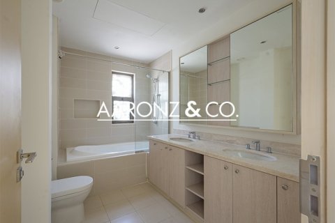 فيلا في دبي 3 غرف نوم, 282.6 م² رقم 78326 - صورة 10