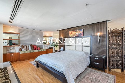 Apartamento en Jumeirah Beach Residence, Dubai, 1 dormitorio, 148.9 m², № 78322 - foto 7