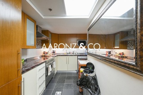 Apartamento en Jumeirah Beach Residence, Dubai, 1 dormitorio, 148.9 m², № 78322 - foto 12