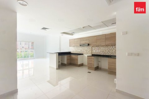 Apartment in Dubai Sports City, Dubai 2 bedrooms, 100.1 sq.m. № 115205 - photo 1