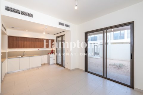 Снять в аренду таунхаус в Dubai South (Dubai World Central), Дубай: 3 спальни, 140.56223900м², № 83374 - фото 9