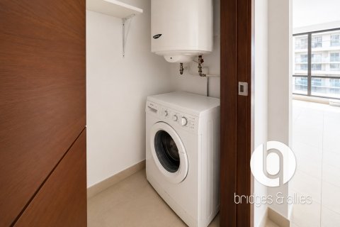 Снять в аренду квартиру в Даунтаун Дубай (Даунтаун Бурдж Дубай), Дубай: 1 спальня, 87м², № 109729 - фото 13