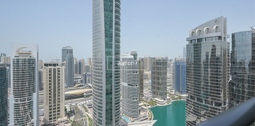 Apartment in Jumeirah Lake Towers, Dubai 2 bedrooms, 120.5 sq.m. № 53797