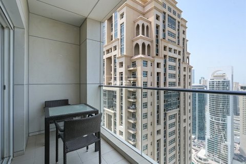 Apartment in Jumeirah Lake Towers, Dubai 2 bedrooms, 120.5 sq.m. № 53797 - photo 16