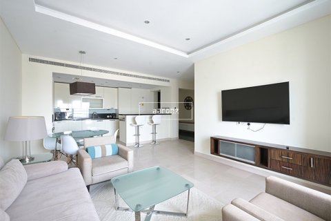 Apartment in Jumeirah Lake Towers, Dubai 2 bedrooms, 120.5 sq.m. № 53797 - photo 2