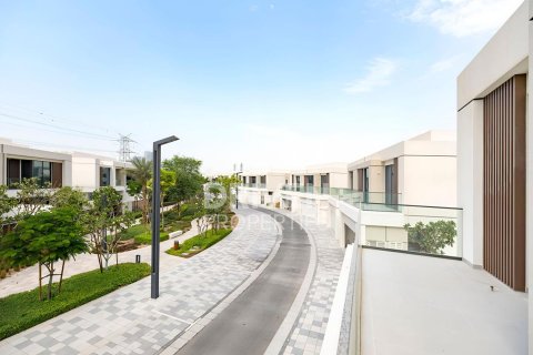 Townhouse in District One, Mohammed Bin Rashid City, Dubai 4 bedrooms, 294.04 sq.m. № 135584