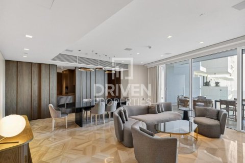 Apartamento en FIVE Palm Jumeirah, Palm Jumeirah, Dubai, 3 dormitorios, 257.25 m², № 135583 - foto 17