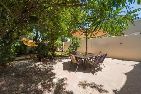 Adosado en Discovery Gardens, Dubai, 3 dormitorios, 238 m², № 120486 - foto 17