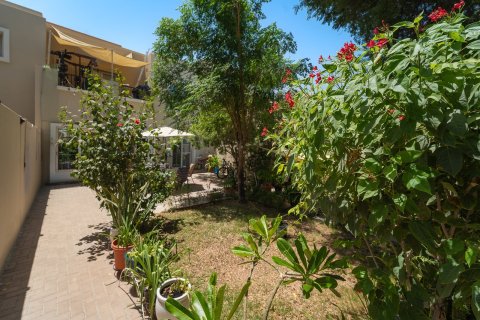Adosado en Discovery Gardens, Dubai, 3 dormitorios, 238 m², № 120486 - foto 14