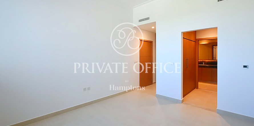 Квартира в The Hills A, The Hills, Дубай, 3 спальни, 202.08м², № 63801