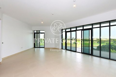 Снять в аренду квартиру в The Hills A, The Hills, Дубай: 3 спальни, 202.07981851м², № 63801 - фото 13