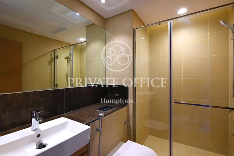 Снять в аренду квартиру в The Hills A, The Hills, Дубай: 3 спальни, 202.07981851м², № 63801 - фото 9