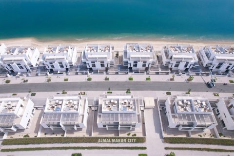 Villa in Dubai 4 bedrooms, 257 sq.m. № 10717 - photo 9