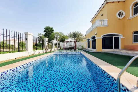فيلا في Legacy, Jumeirah Park, دبي 5 غرف نوم , 670 م² رقم 72673 - صورة 1