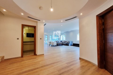 فيلا في Legacy, Jumeirah Park, دبي 5 غرف نوم , 670 م² رقم 72673 - صورة 15