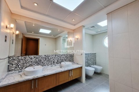 فيلا في Legacy, Jumeirah Park, دبي 5 غرف نوم , 670 م² رقم 72673 - صورة 21