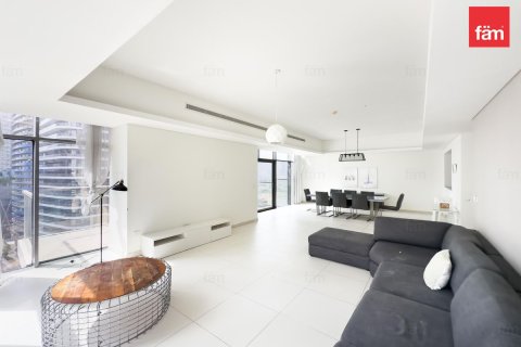 Appartement à Downtown Dubai (Downtown Burj Dubai), Dubai, 2 chambres, 154.6 m², № 43176 - photo 1
