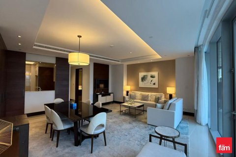 Appartement à Downtown Dubai (Downtown Burj Dubai), Dubai, 2 chambres, 157.9 m², № 97698 - photo 2
