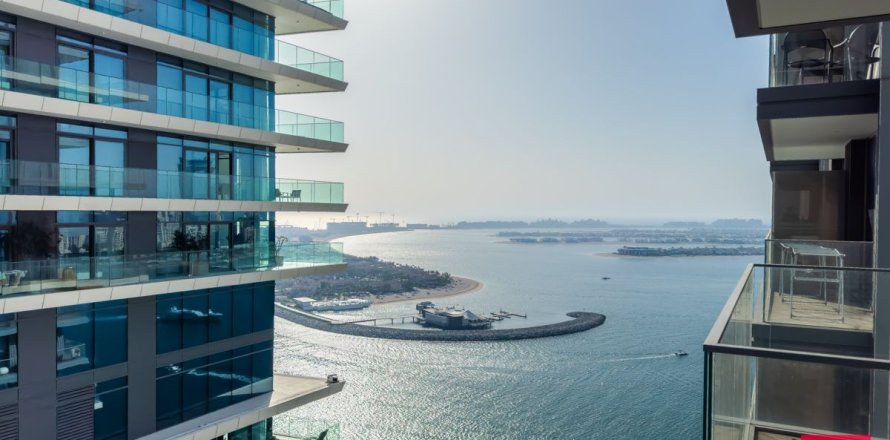 Apartment in Dubai Harbour, Dubai 1 bedroom, 75.1 sq.m. № 97693