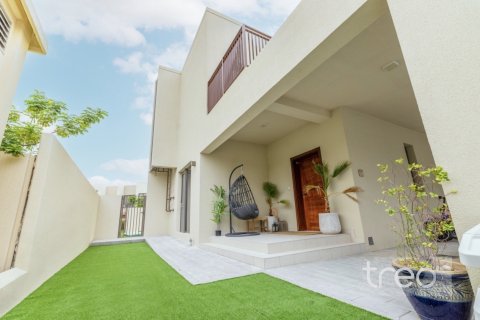 Villa in Dubai 4 bedrooms, 237 sq.m. № 124755 - photo 19