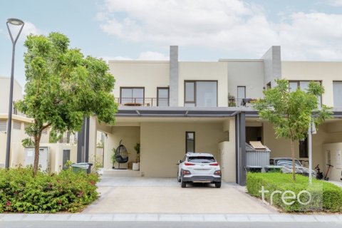 Villa in Dubai 4 bedrooms, 237 sq.m. № 124755 - photo 18