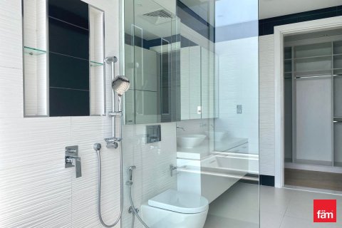 Apartment in Al Barari, Dubai 2 bedrooms, 242 sq.m. № 109291 - photo 15