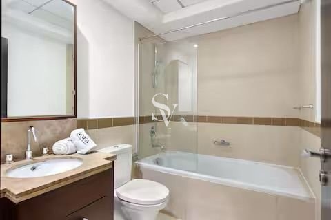 Снять в аренду квартиру в Даунтаун Дубай (Даунтаун Бурдж Дубай), Дубай: 47м², № 99833 - фото 9