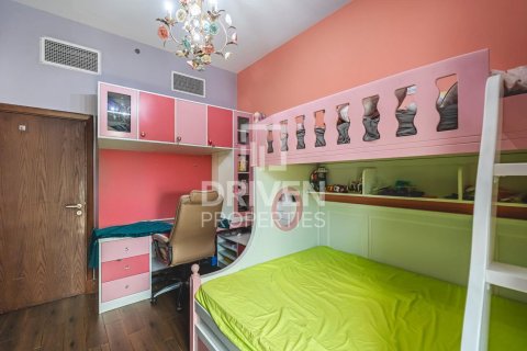 Apartment in Al Furjan, Dubai 2 bedrooms, 121.7 sq.m. № 142795 - photo 9