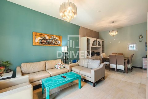 Apartment in Al Furjan, Dubai 2 bedrooms, 121.7 sq.m. № 142795 - photo 3