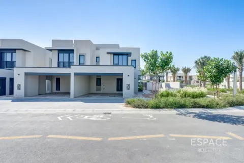 Townhouse in Jebel Ali, Dubai 4 bedrooms, 286 sq.m. № 122700 - photo 19
