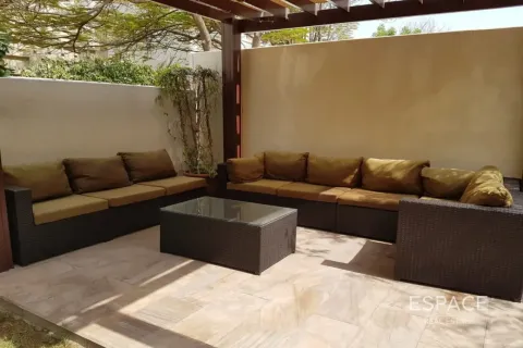 فيلا في البحيرات, دبي 4 غرف نوم, 254 م² رقم 122698 - صورة 19