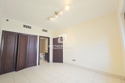 Apartamento en Reehan, Old Town, Dubai, 3 dormitorios, 174 m², № 73288 - foto 7