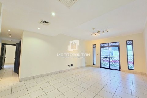 Apartamento en Reehan, Old Town, Dubai, 3 dormitorios, 174 m², № 73288 - foto 1