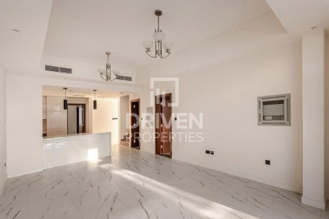 Villa à District 11, Mohammed Bin Rashid City, Dubai, 4 chambres, 257.16 m², № 127735
