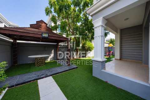 Villa in Falcon City of Wonders, Dubai 5 bedrooms, 540.14 sq.m. № 127736 - photo 18