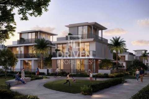 Villa in Dubai Investment Park, Dubai 5 bedrooms, 544.97 sq.m. № 127734 - photo 2
