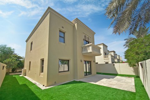 Villa in Casa, Arabian Ranches 2, Dubai 4 bedrooms, 297 sq.m. № 13386 - photo 1