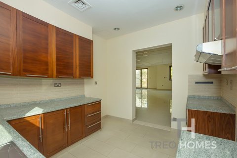 Villa in Casa, Arabian Ranches 2, Dubai 4 bedrooms, 297 sq.m. № 13386 - photo 7