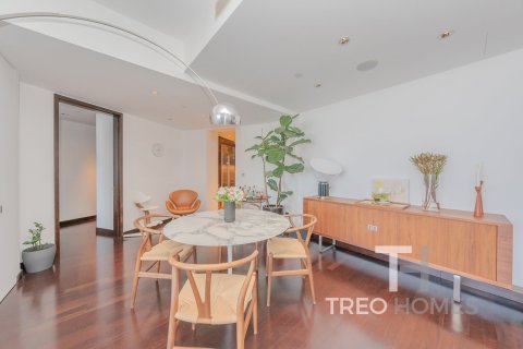 Apartment in Burj Khalifa, Dubai 2 bedrooms, 189 sq.m. № 13384 - photo 5