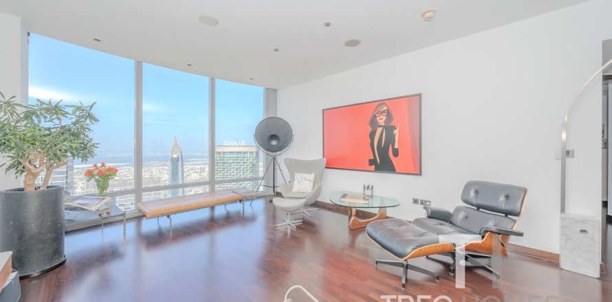 Apartment in Burj Khalifa, Dubai 2 bedrooms, 189 sq.m. № 13384