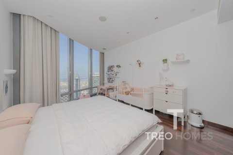 Apartment in Burj Khalifa, Dubai 2 bedrooms, 189 sq.m. № 13384 - photo 16
