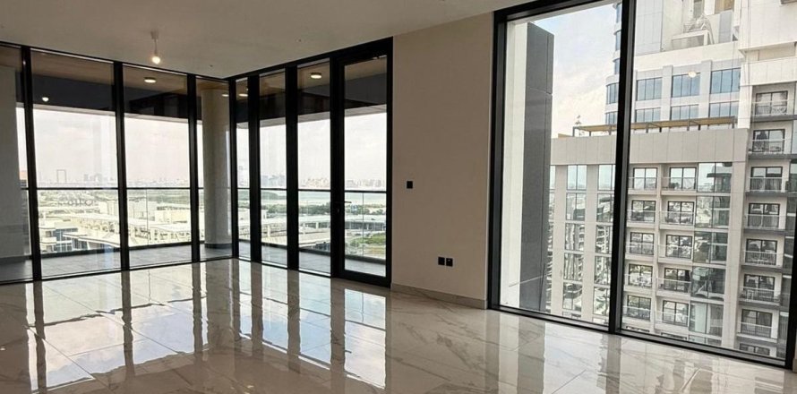 Apartment in Dubai 4 bedrooms, 200.4 sq.m. № 107290